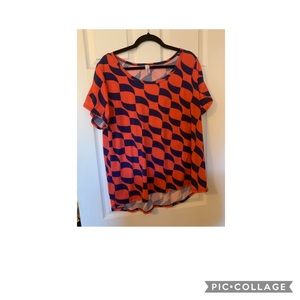 Patterned lularoe shirt